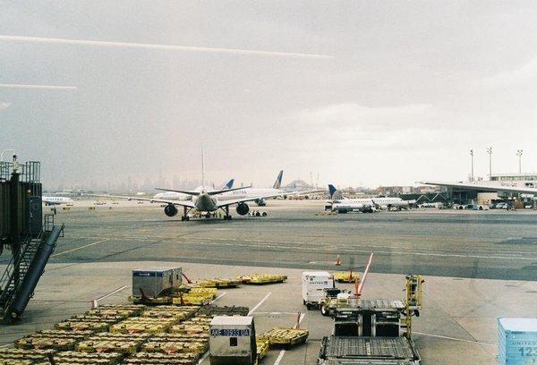 Quels sont les meilleurs itinéraires pour une randonnée dans les montagnes de l'Oural, Russie : conseils et équipements ?